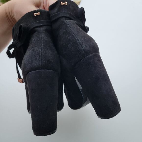 Ted Baker Women's Qatena Suede Pointed Toe High-Heel Booties size 39.5 8.5 - Picture 13 of 15